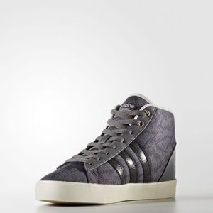Cloudfoam Daily QT Mid Shoes by adidas